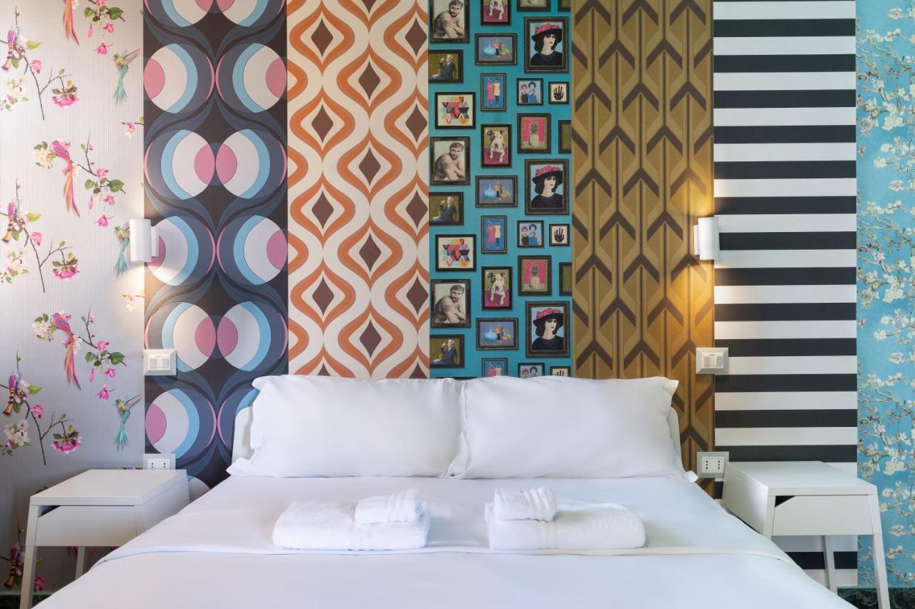 Boutique Rooms Carbonazzi 17 Cagliari Bagian luar foto
